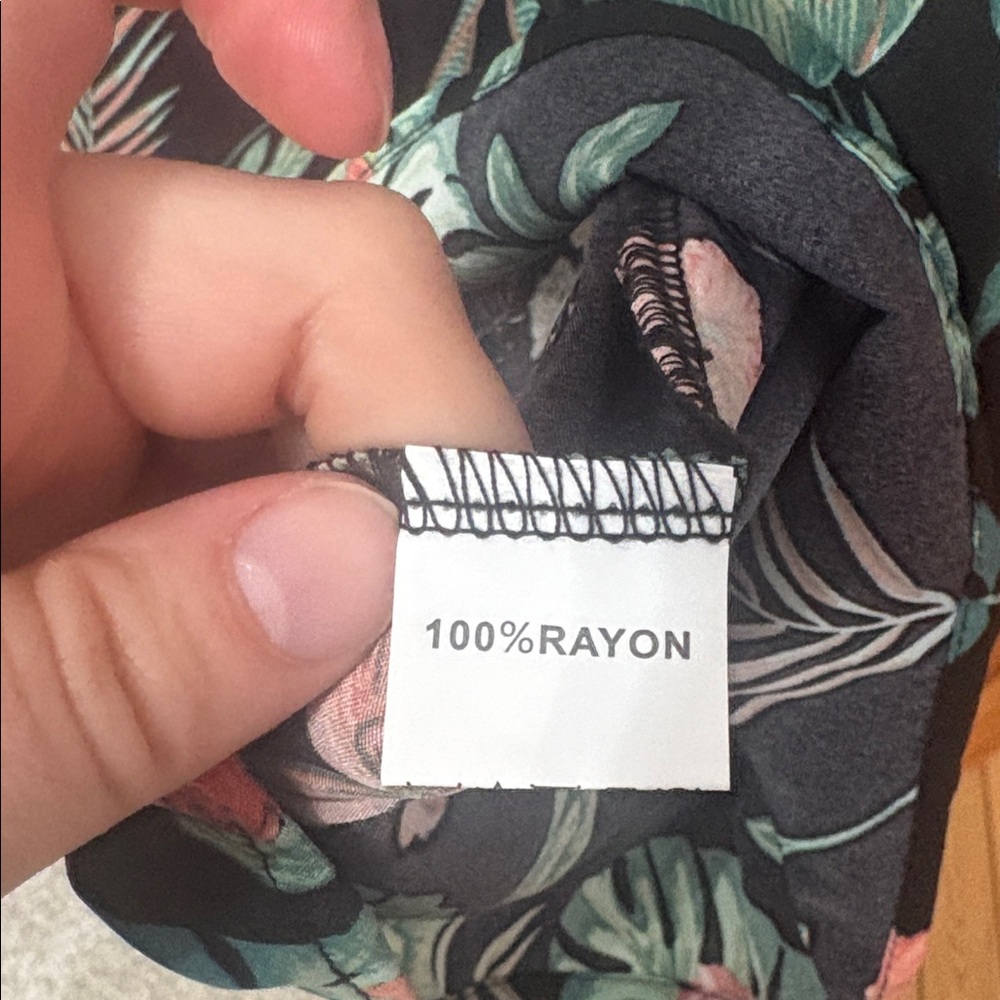 Boutique Brand Size Medium Black and Pink Floral Tropical Swing Dress - Picture 8 of 8